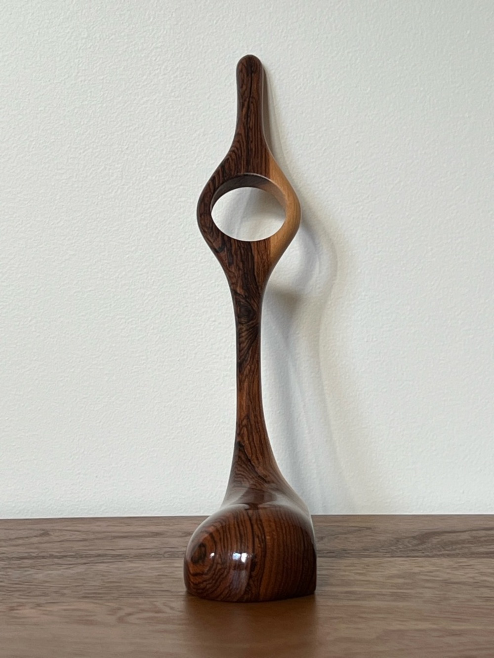 Vintage Wooden Golf Club Balancing Wine Bottle Holder - Solid Wood